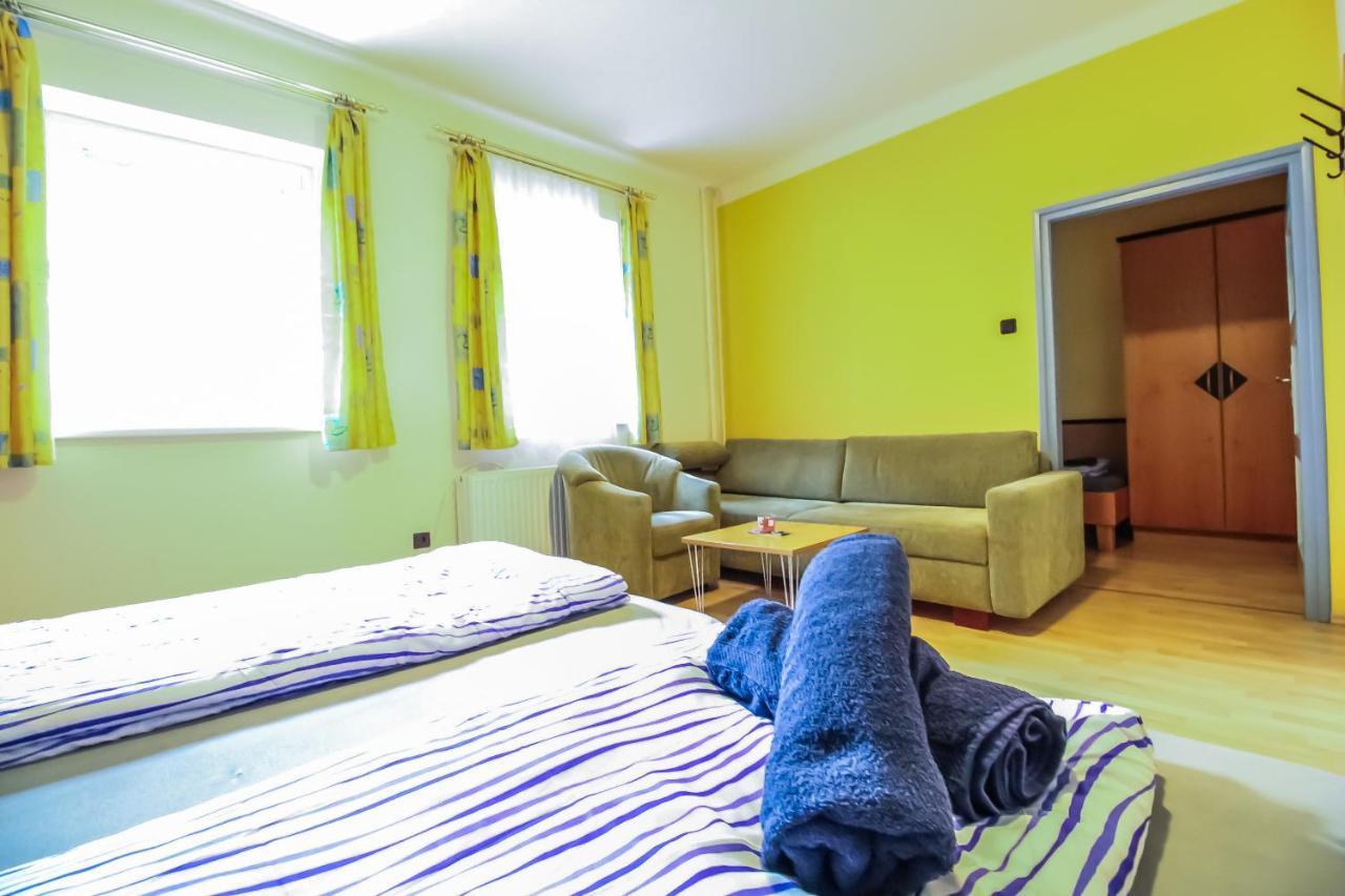 Deluxe 5p Bs Apartament *